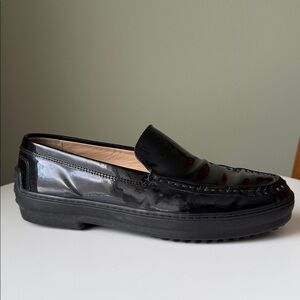 TOD'S Women's Gommini Loafer Patent Leather
Raised Driving Moccasin  37 Flaws